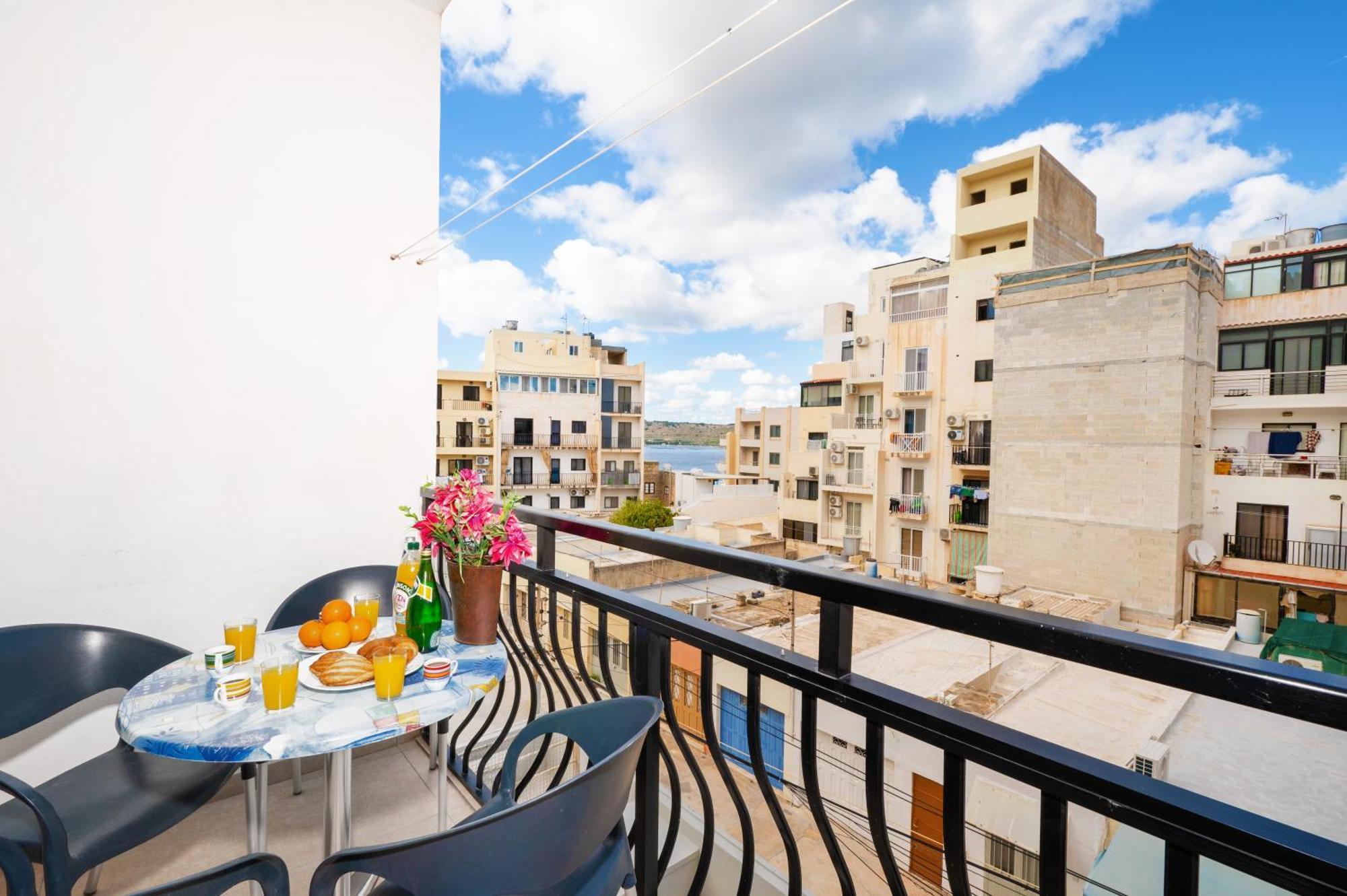 Seashells 2 Bedroom Apartments With Terrace, Just Off The Bugibba Promenade - By Getwaysmalta San Pawl il-Baħar Eksteriør billede