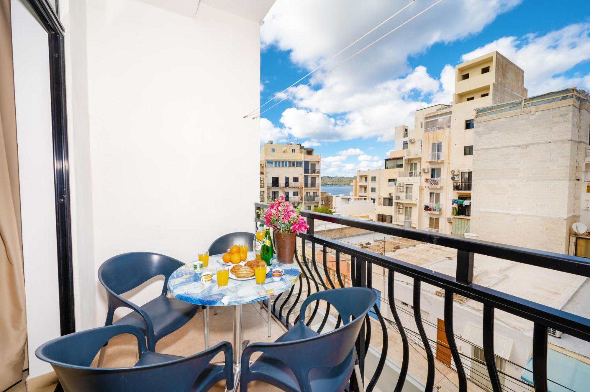 Seashells 2 Bedroom Apartments With Terrace, Just Off The Bugibba Promenade - By Getwaysmalta San Pawl il-Baħar Eksteriør billede