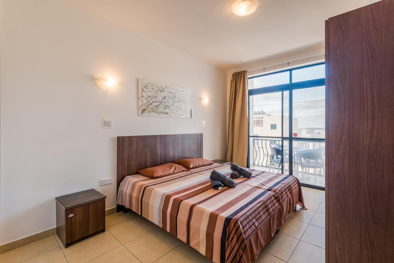 Seashells 2 Bedroom Apartments With Terrace, Just Off The Bugibba Promenade - By Getwaysmalta San Pawl il-Baħar Eksteriør billede