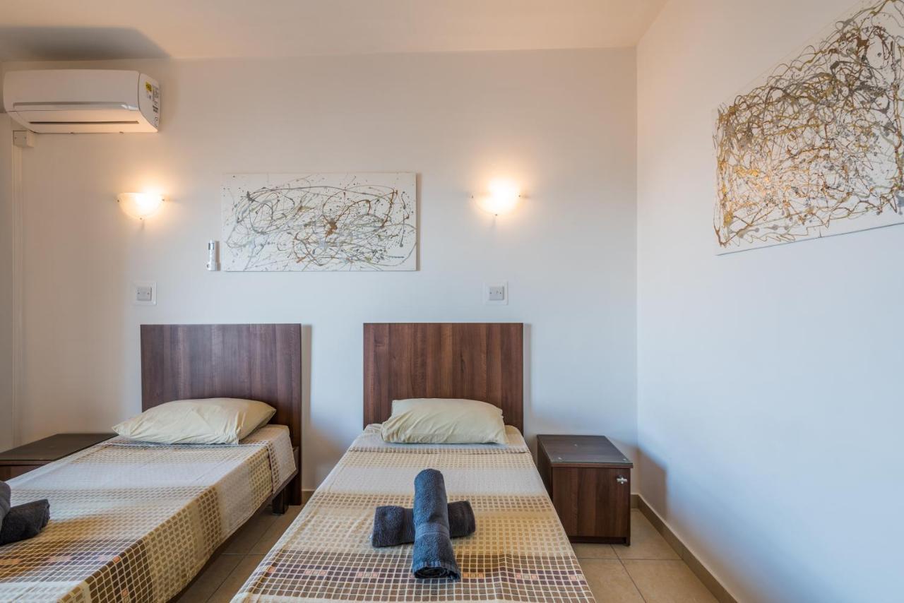 Seashells 2 Bedroom Apartments With Terrace, Just Off The Bugibba Promenade - By Getwaysmalta San Pawl il-Baħar Eksteriør billede